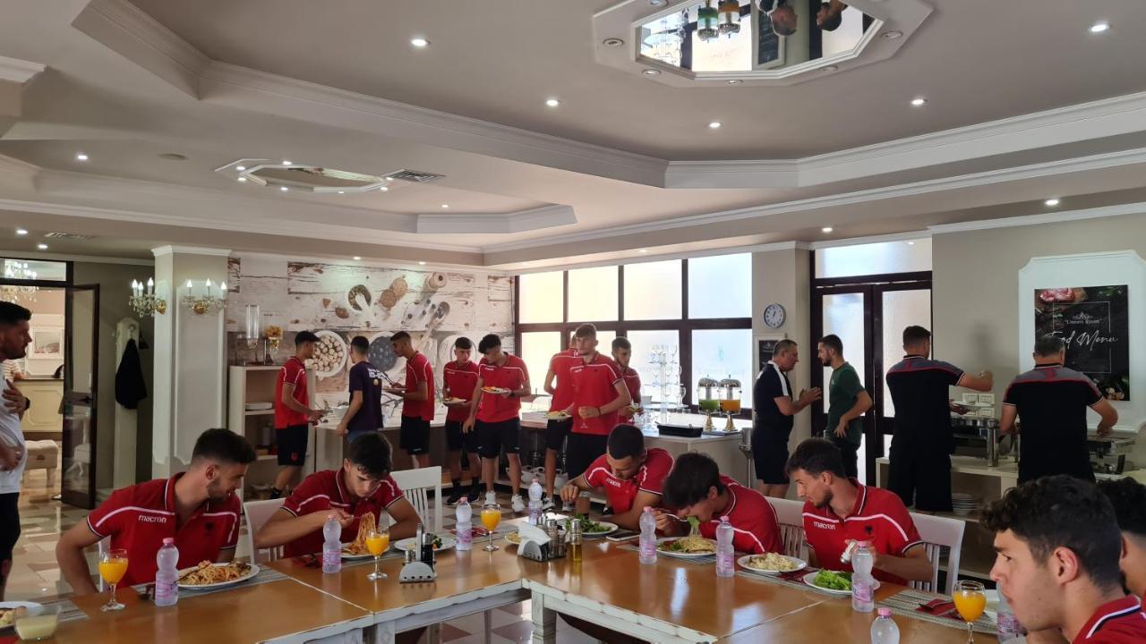 Univers Resort 엘바산 외부 사진
